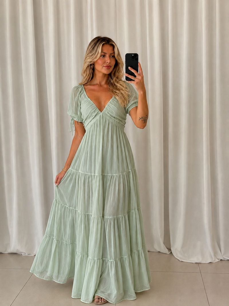 Esther | Vestido largo escalonado con mangas abullonadas