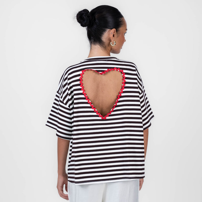 Paula | Camiseta oversize con corazón abierto