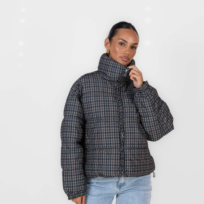 Irina | Chaqueta acolchada oversize de cuadros