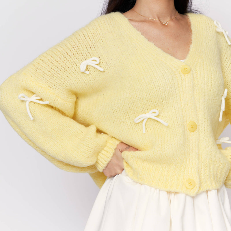 Cleo | Cárdigan oversize con mini lazos