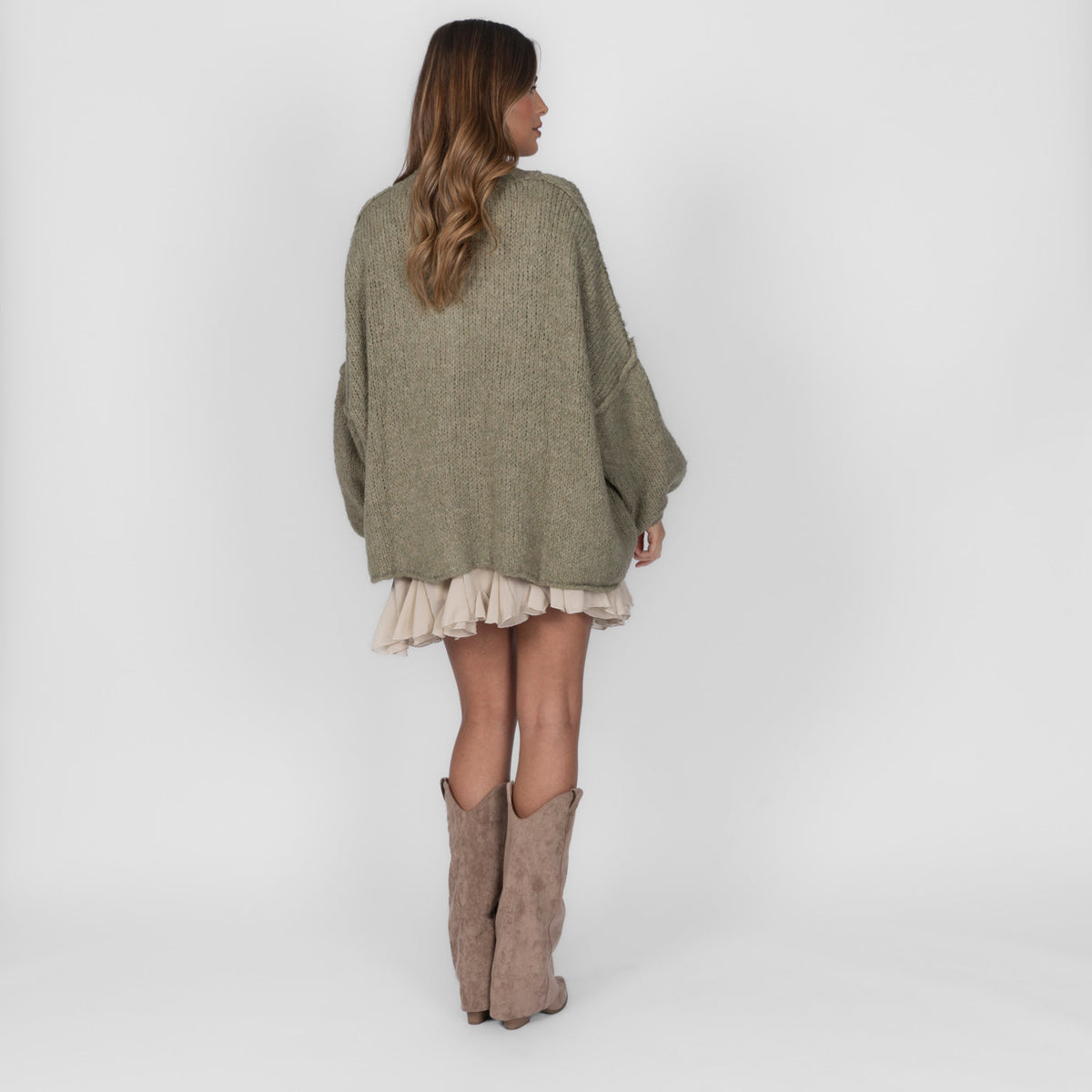 Erika | Cárdigan oversize con botones dorados