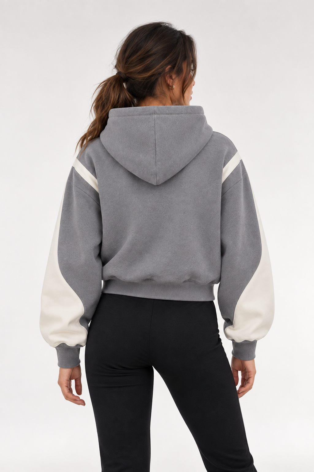 Perla | Sudadera con capucha y cremallera