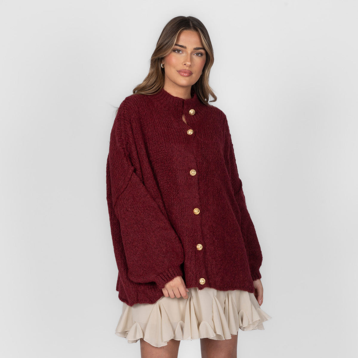Erika | Cárdigan oversize con botones dorados