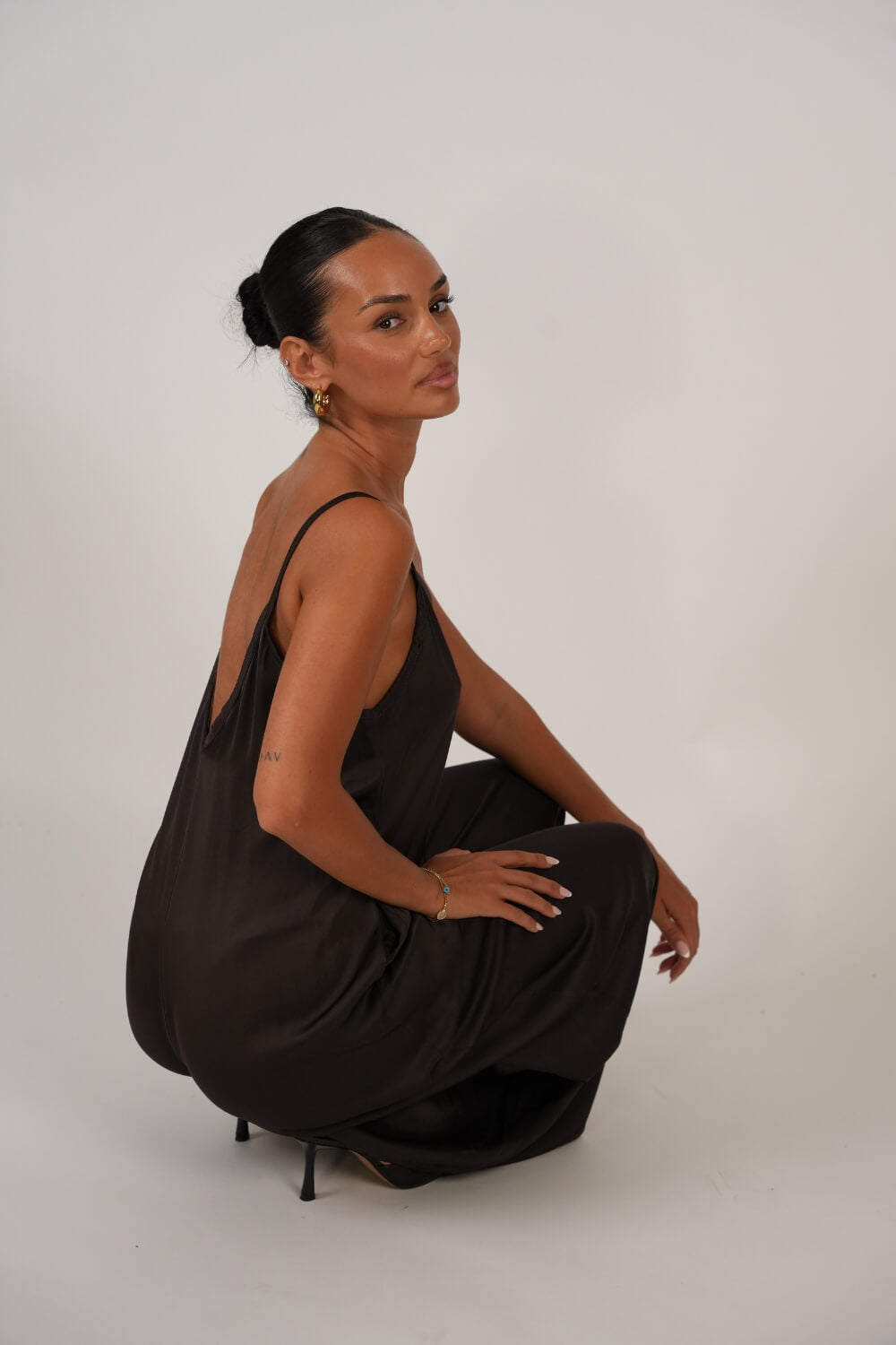 Maite | Mono largo satinado de tirantes