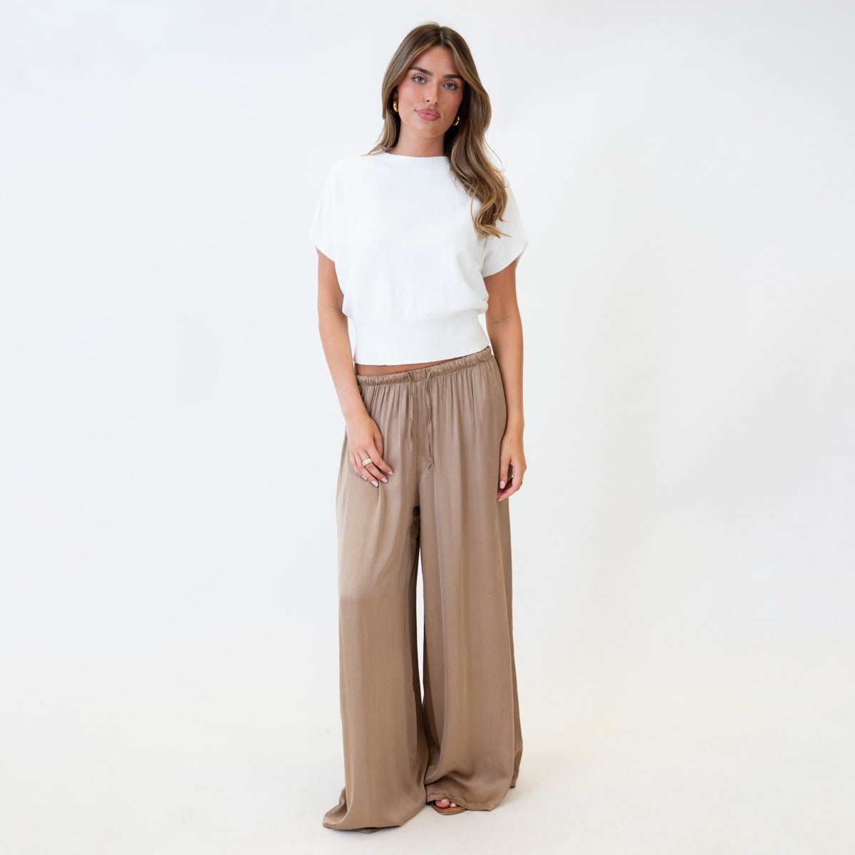 Leire | Pantalón satinado de pierna extra ancha