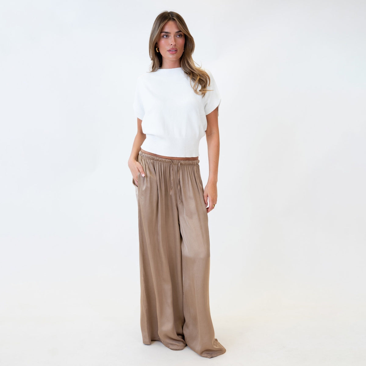 Leire | Pantalón satinado de pierna extra ancha