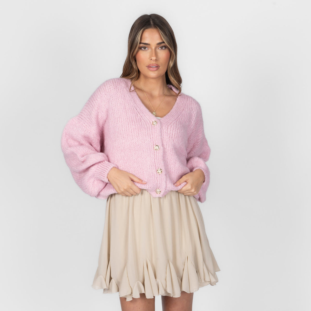 Verónica | Cárdigan corto oversize con escote en V y botones