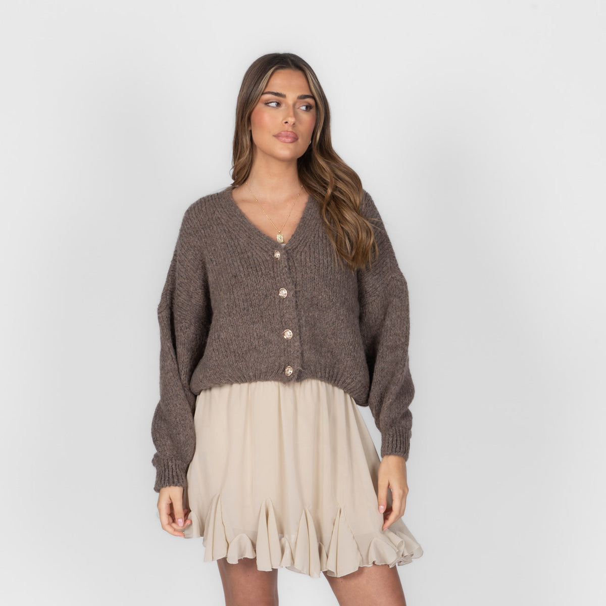 Verónica | Cárdigan corto oversize con escote en V y botones