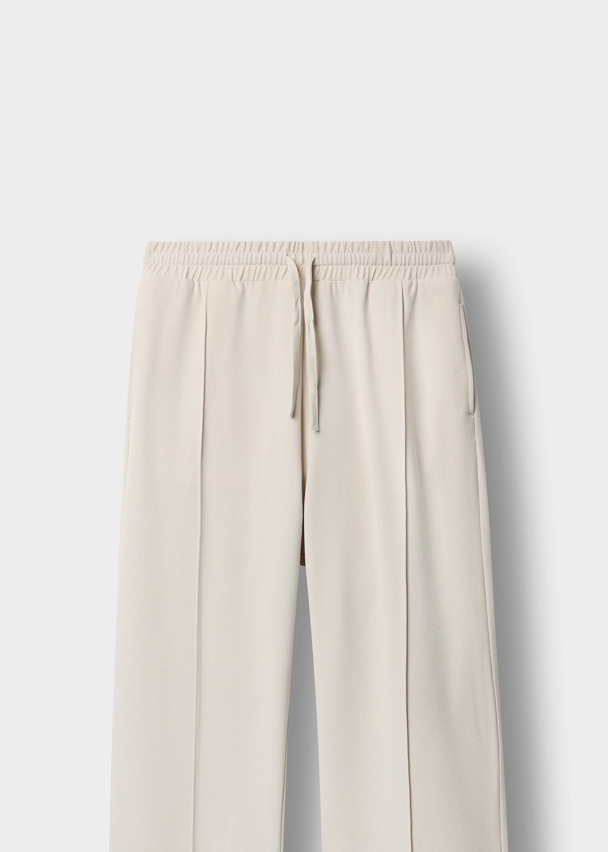 Pantalón Relajado Alforzas Ismael en crema, foto 3