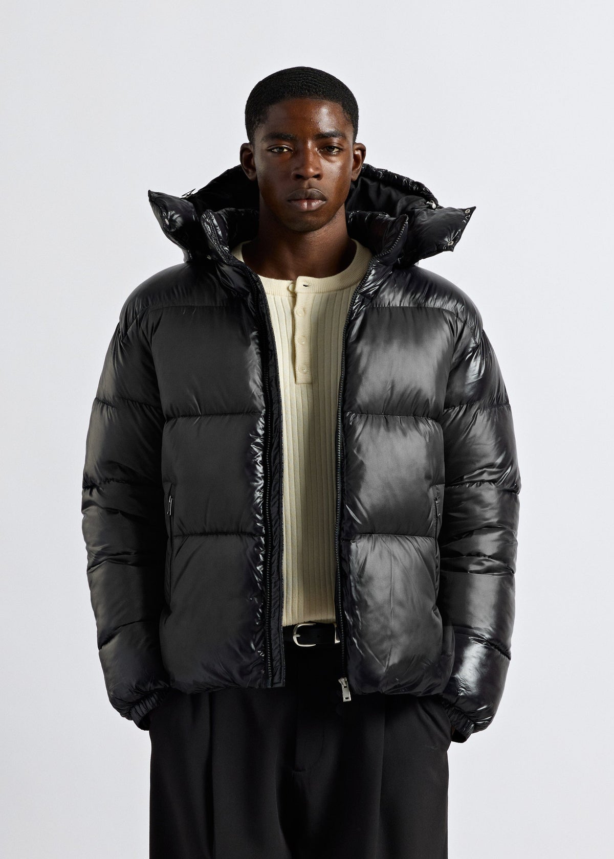 Chaqueta Acolchada Capucha Desmontable Iker en negro brillante, foto 4