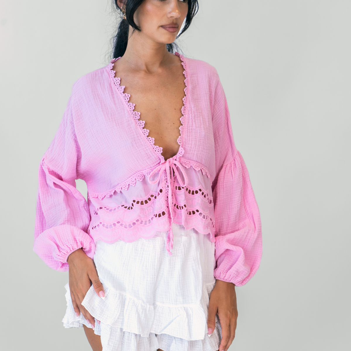 Marisol | Blusa boho con bordado calado