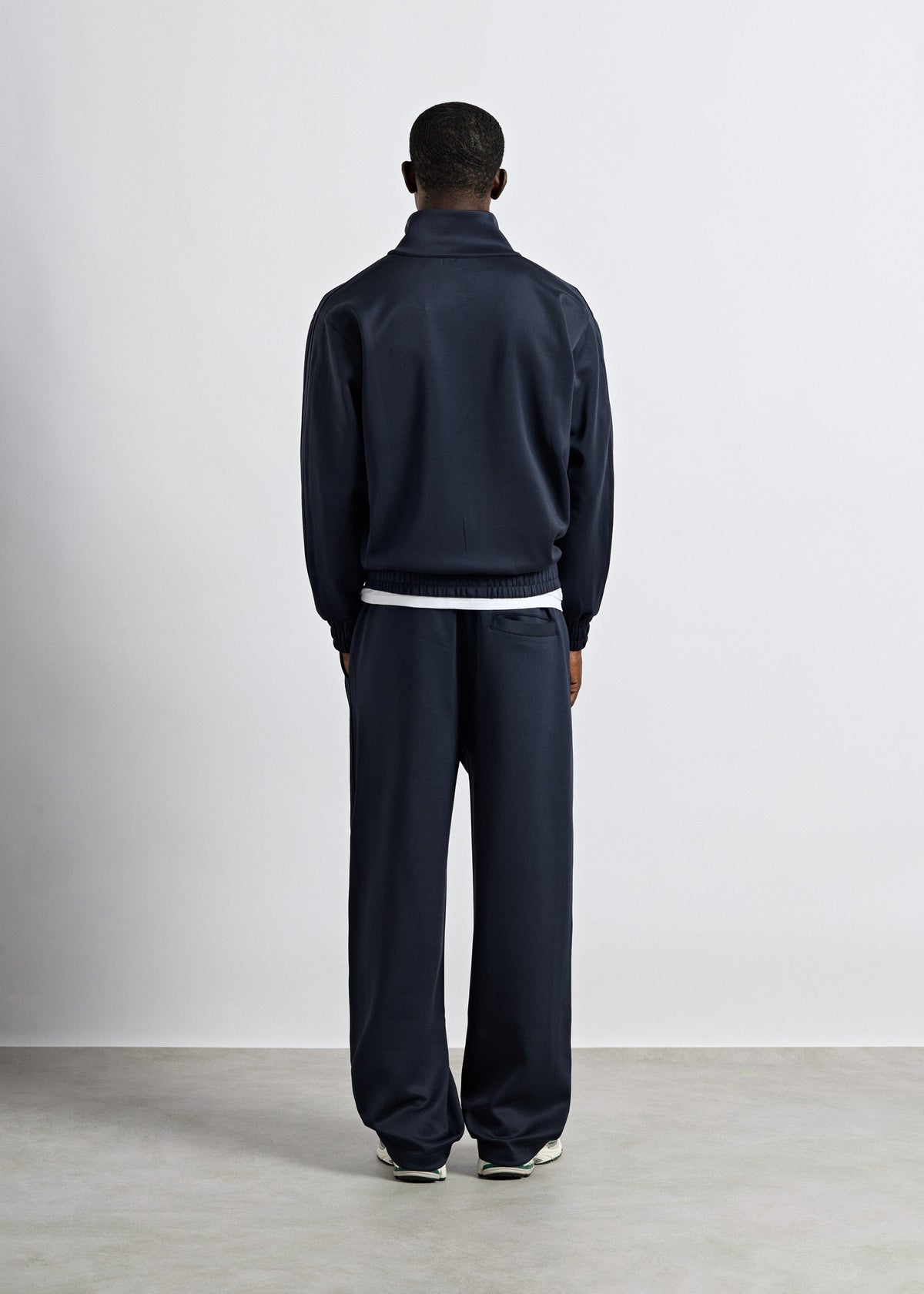 Pantalón Deportivo Relajado Lucas en azul marino, foto 5