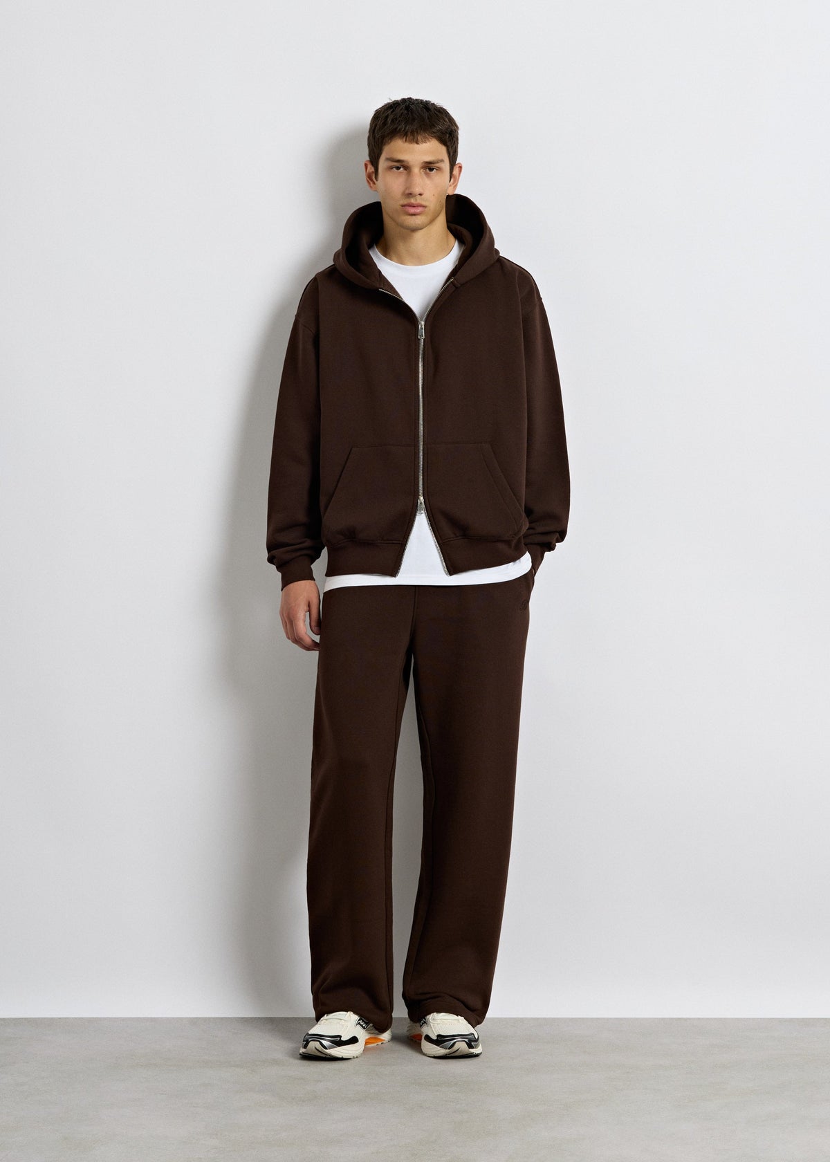 Sudadera Cremallera Oversize Ciro en chocolate, foto 4