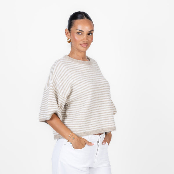 Beige / crema