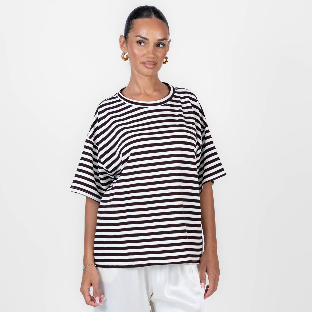 Paula | Camiseta oversize con corazón abierto