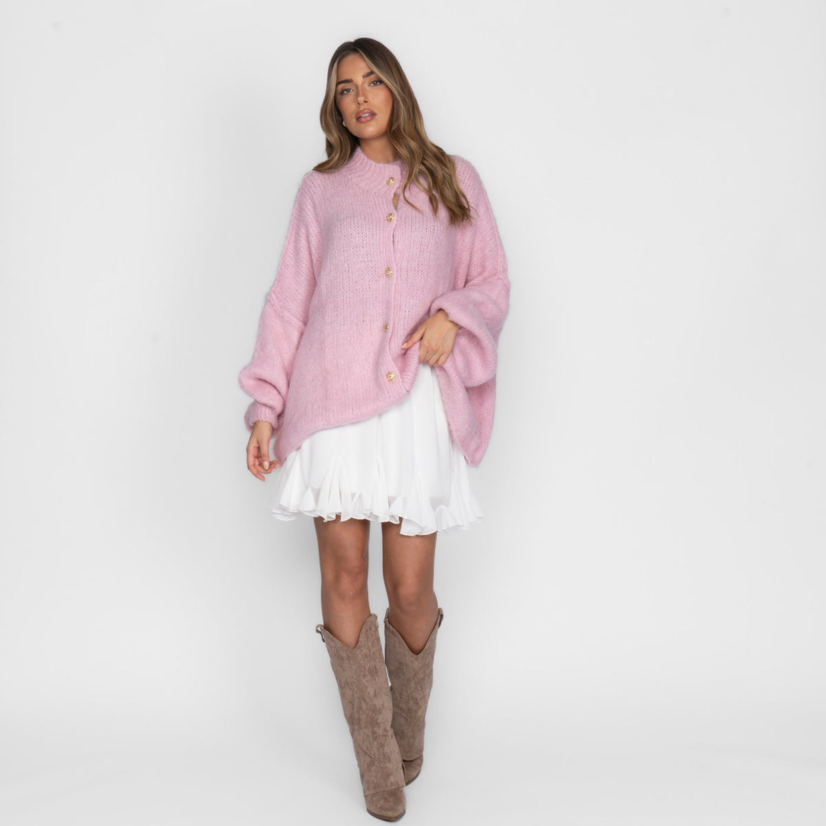 Amparo | Cárdigan oversize con botones dorados