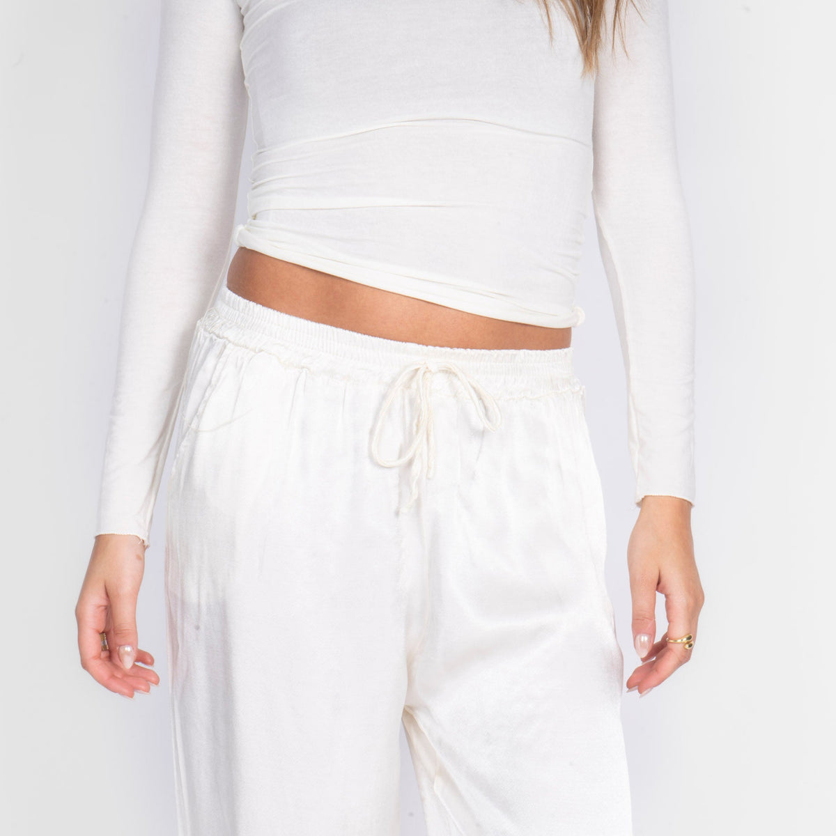 Aroa | Pantalón satinado ancho