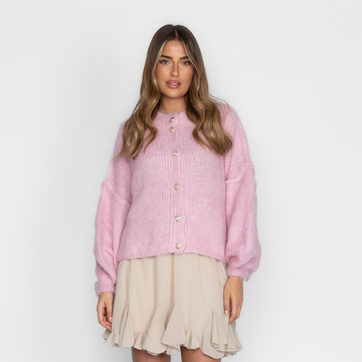 Ariadna | Cárdigan corto oversize con botones dorados