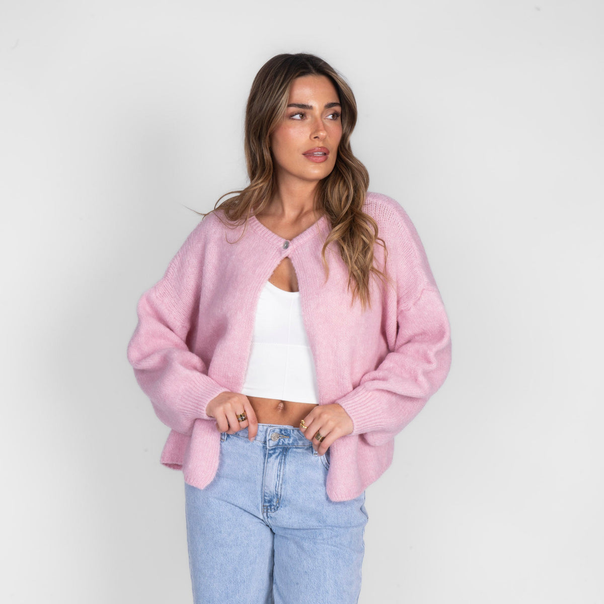 Leonor | Cárdigan minimalista de un botón