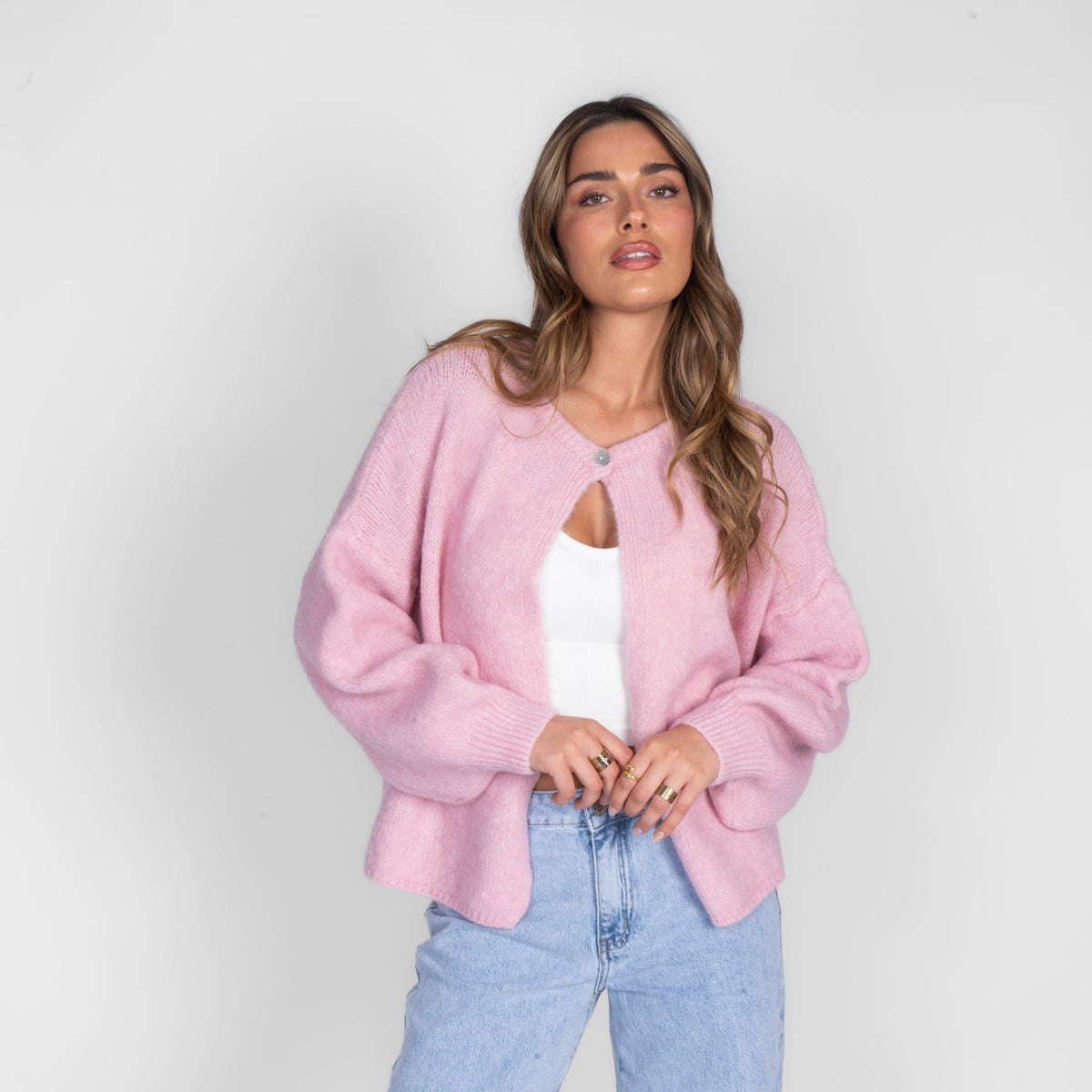 Leonor | Cárdigan minimalista de un botón