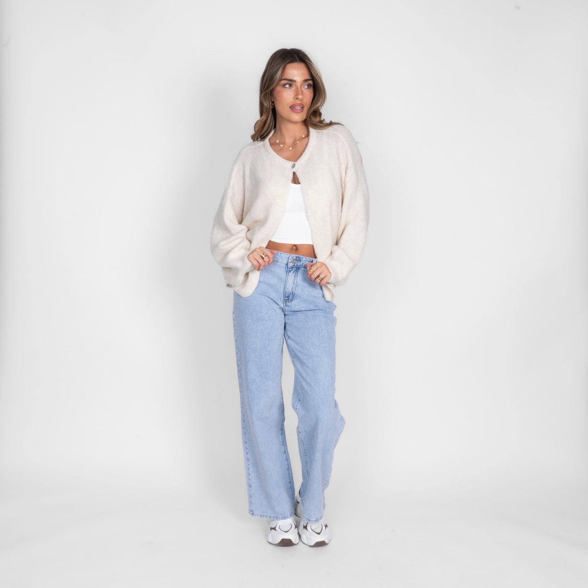 Leonor | Cárdigan minimalista de un botón