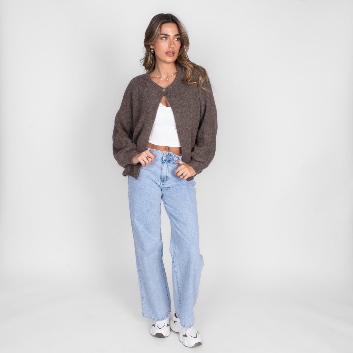 Leonor | Cárdigan minimalista de un botón