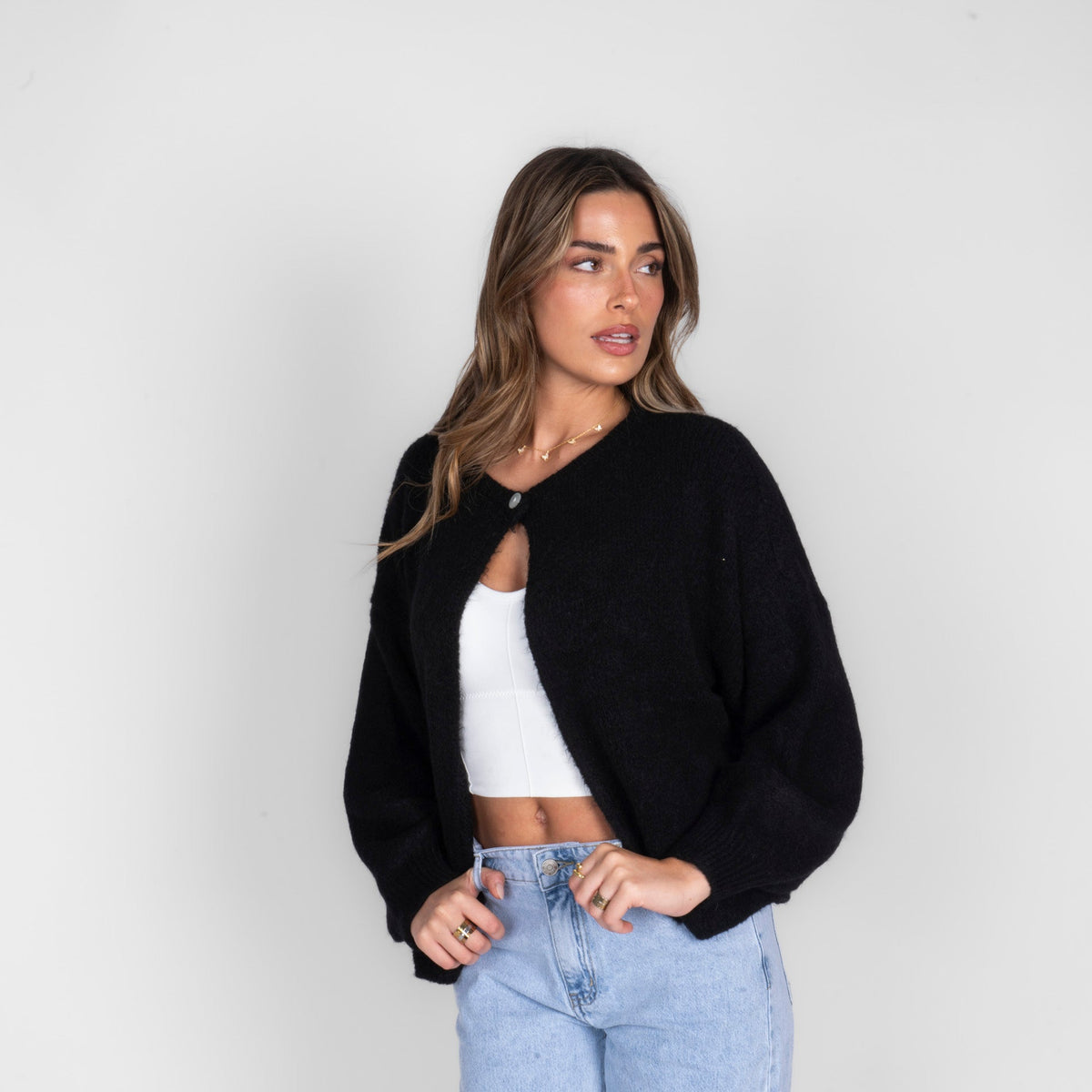 Leonor | Cárdigan minimalista de un botón