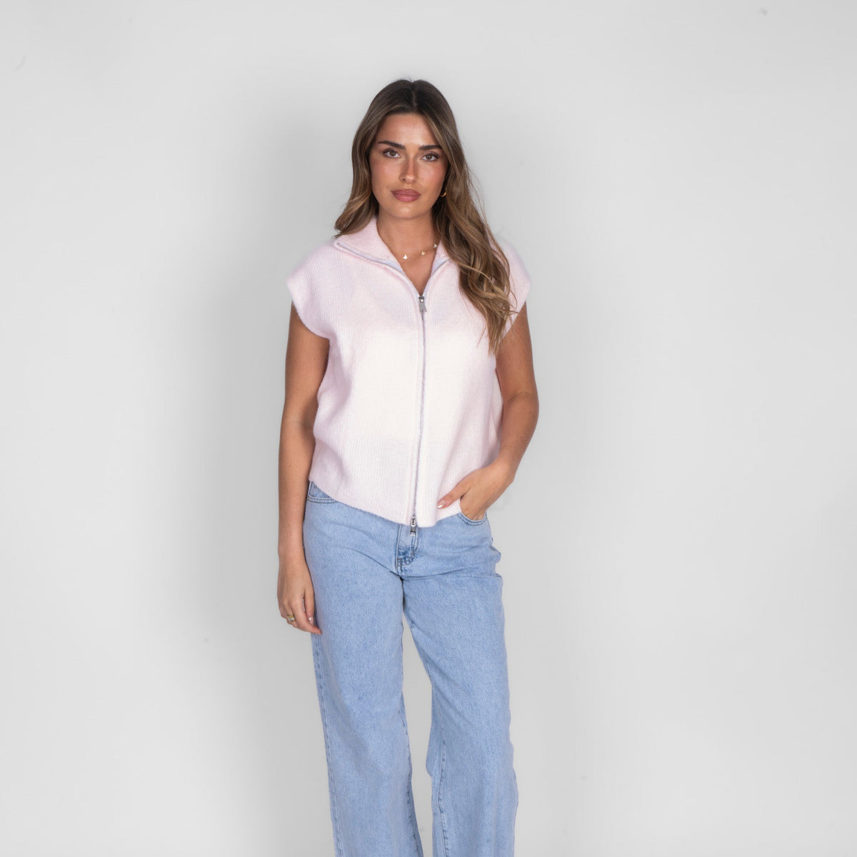 Diana | Chaleco de punto con cremallera y cuello alto