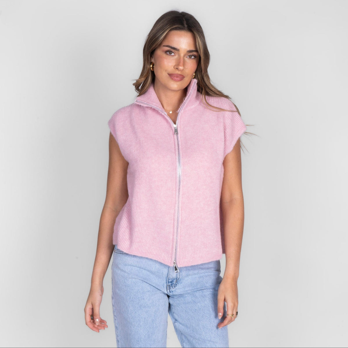 Diana | Chaleco de punto con cremallera y cuello alto