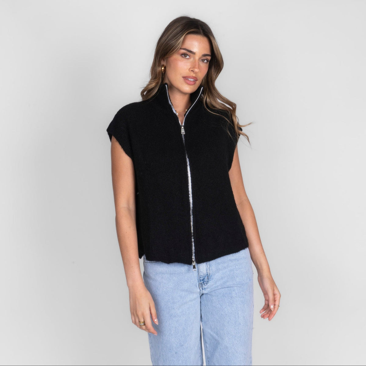 Diana | Chaleco de punto con cremallera y cuello alto
