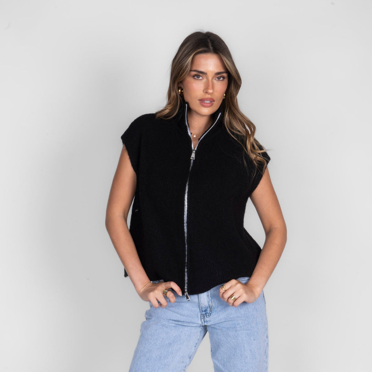 Diana | Chaleco de punto con cremallera y cuello alto