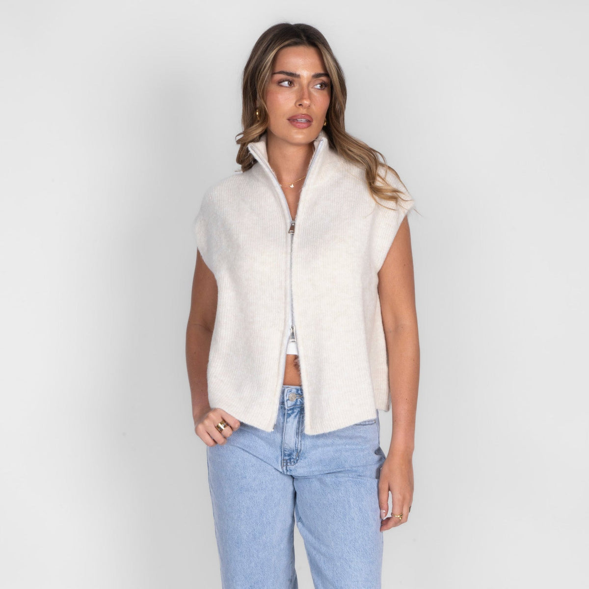 Diana | Chaleco de punto con cremallera y cuello alto