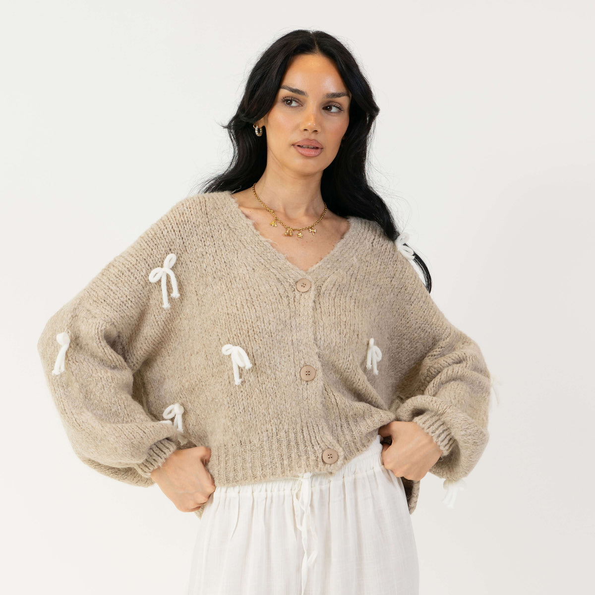 Cleo | Cárdigan oversize con mini lazos