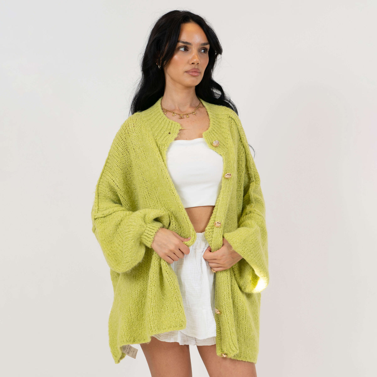 Erika | Cárdigan oversize con botones dorados