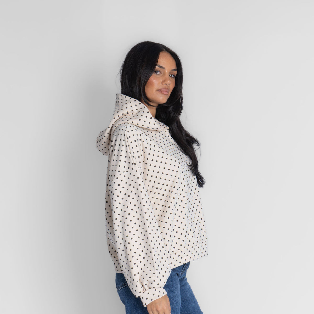 Pía | Sudadera con capucha de lunares