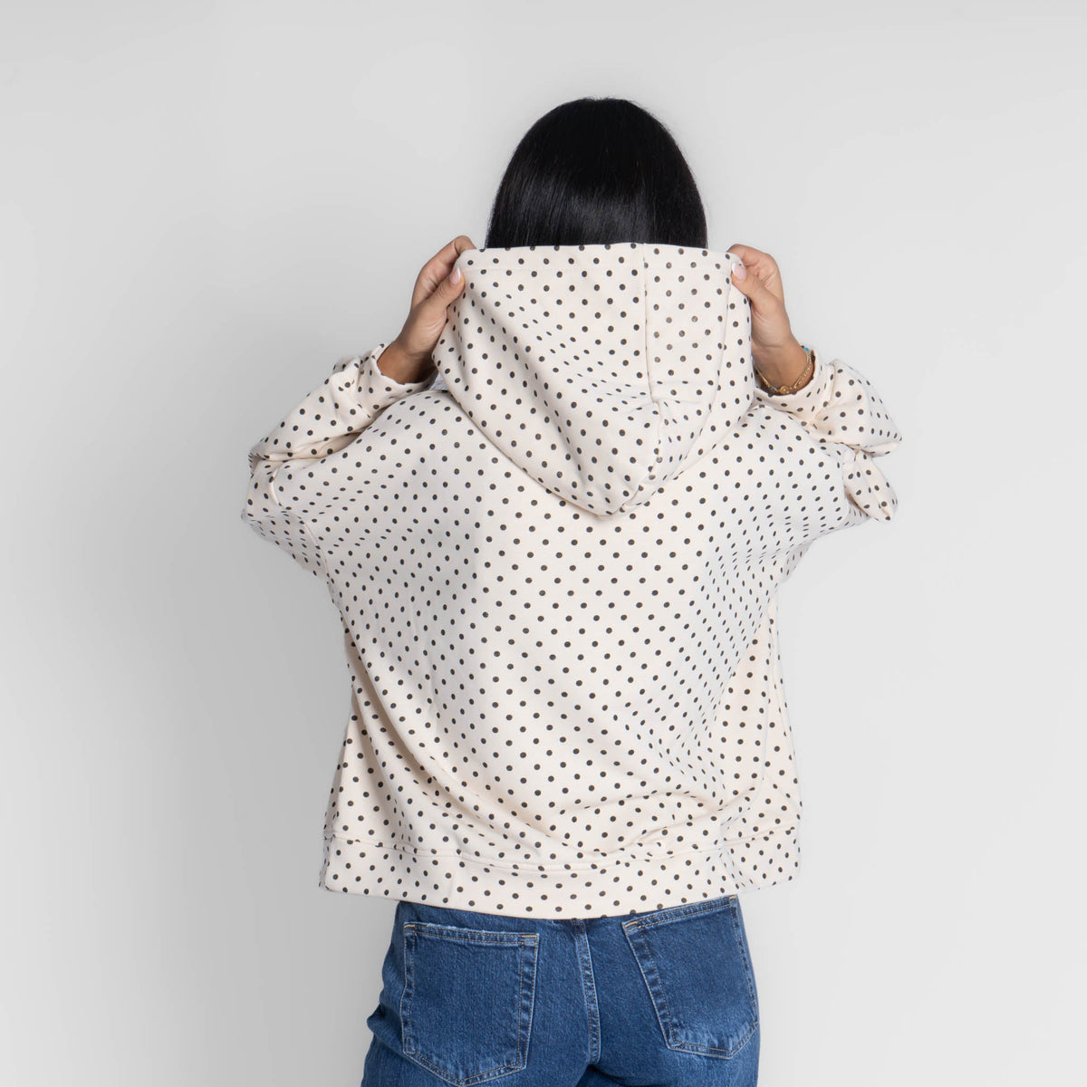Pía | Sudadera con capucha de lunares