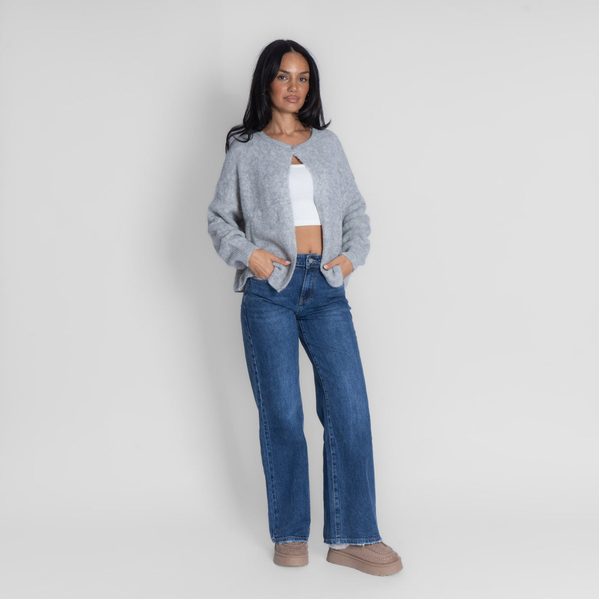Leonor | Cárdigan minimalista de un botón