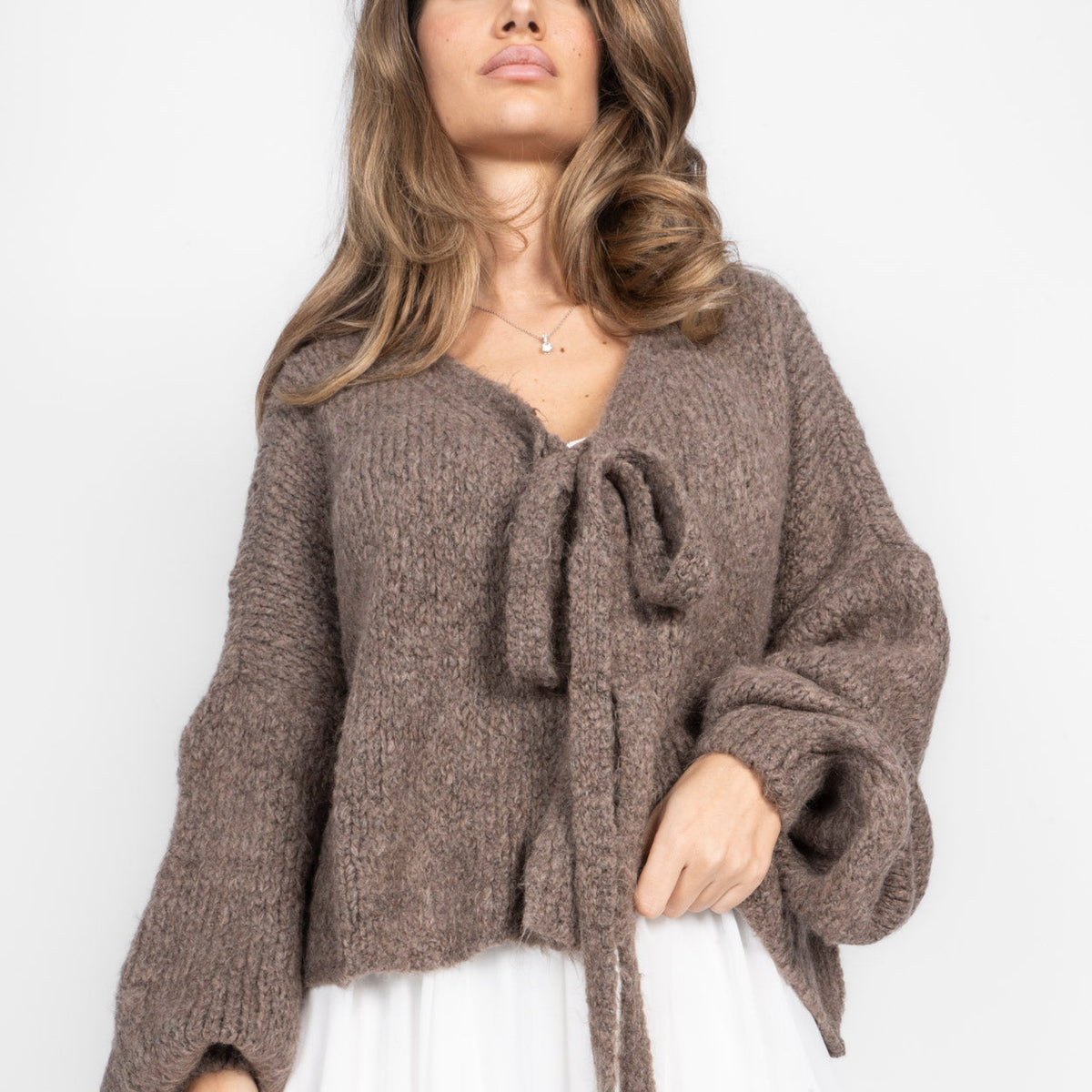 Rebeca | Cárdigan oversize con lazo frontal