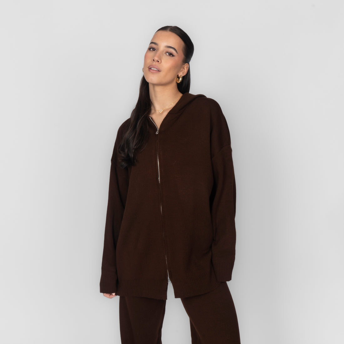 Cristina | Conjunto de punto con capucha y cremallera