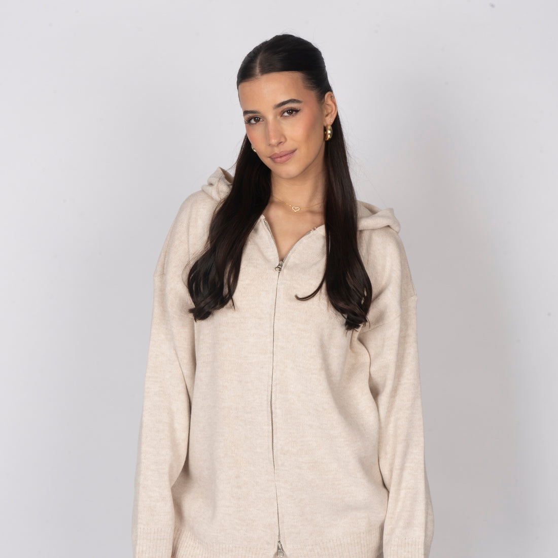 Cristina | Conjunto de punto con capucha y cremallera