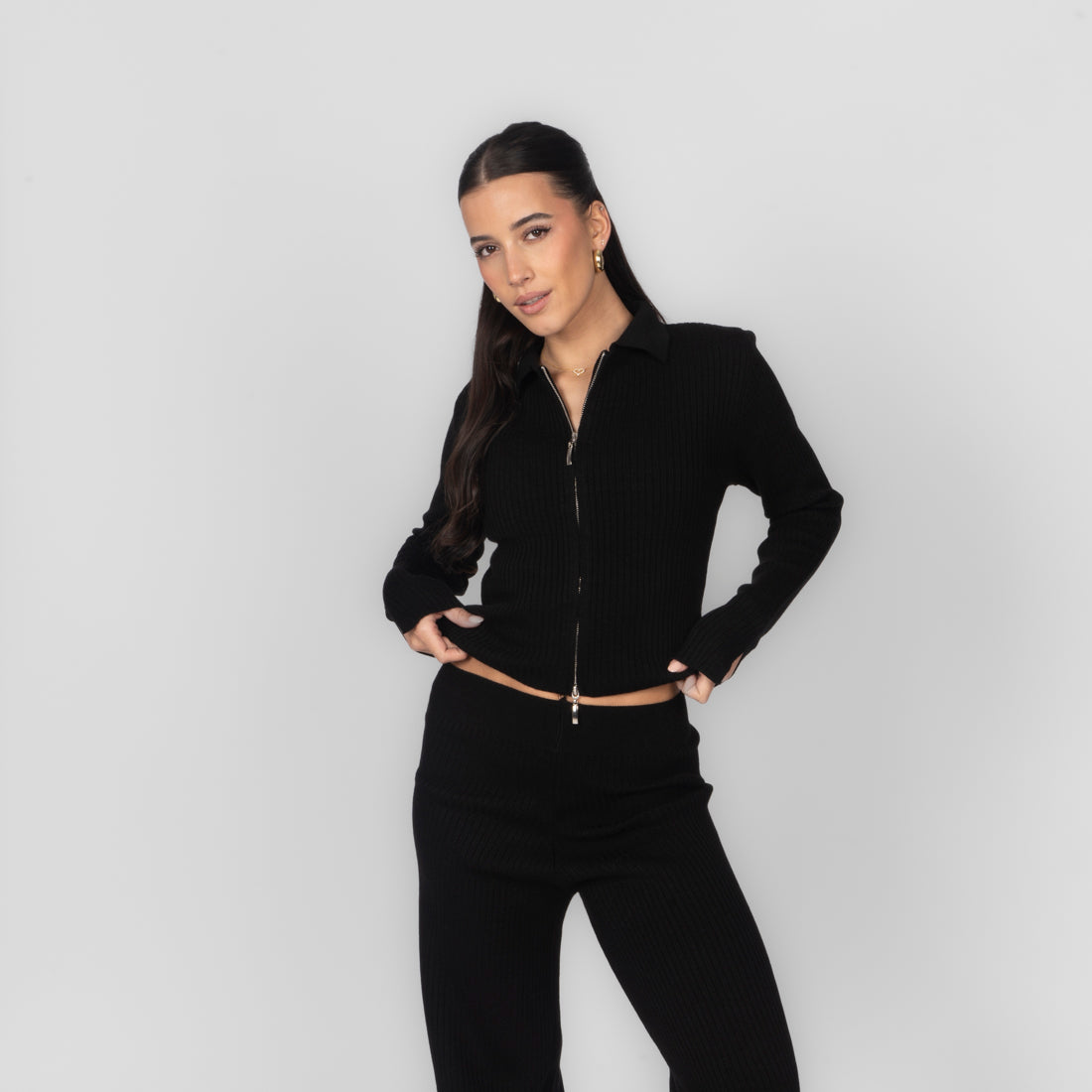 Fabiola | Conjunto de top corto y pantalón de punto acanalado