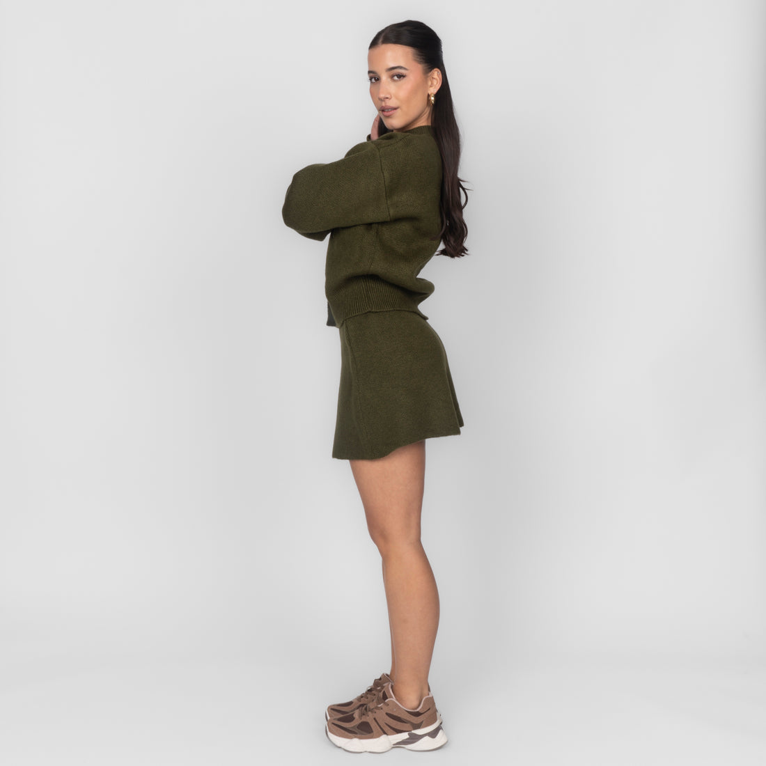 Sofía | Conjunto de cárdigan y minifalda de punto