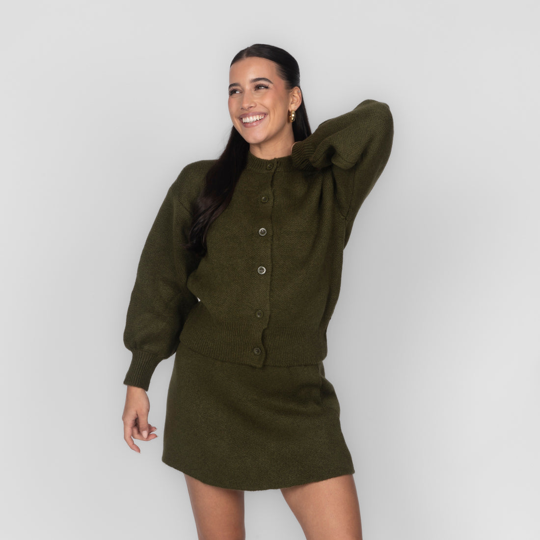 Sofía | Conjunto de cárdigan y minifalda de punto