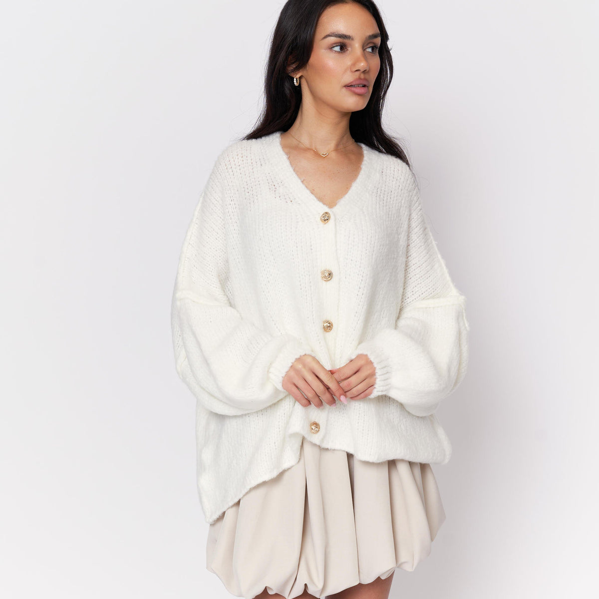 Tamara | Cárdigan oversize con escote en V y botones