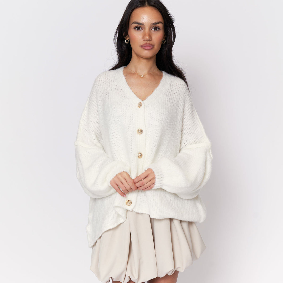 Tamara | Cárdigan oversize con escote en V y botones