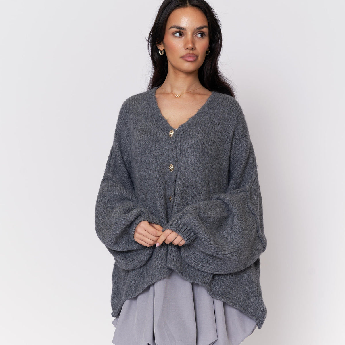 Tamara | Cárdigan oversize con escote en V y botones