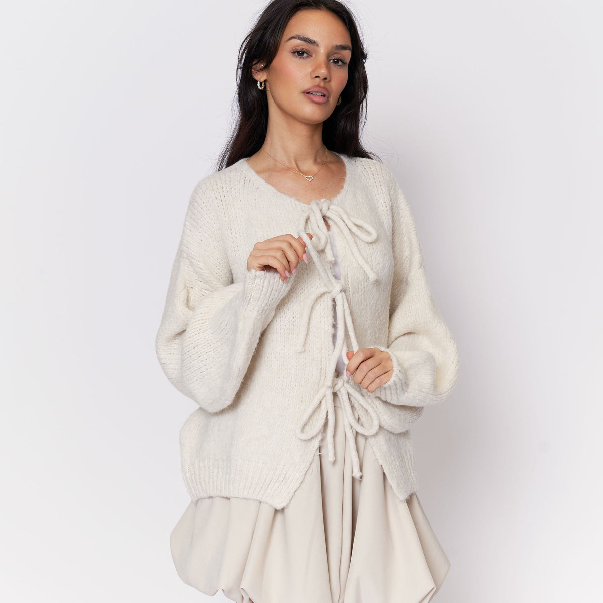Noemí | Cárdigan oversize con lazos delanteros