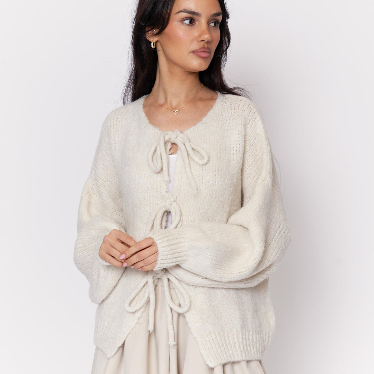 Noemí | Cárdigan oversize con lazos delanteros