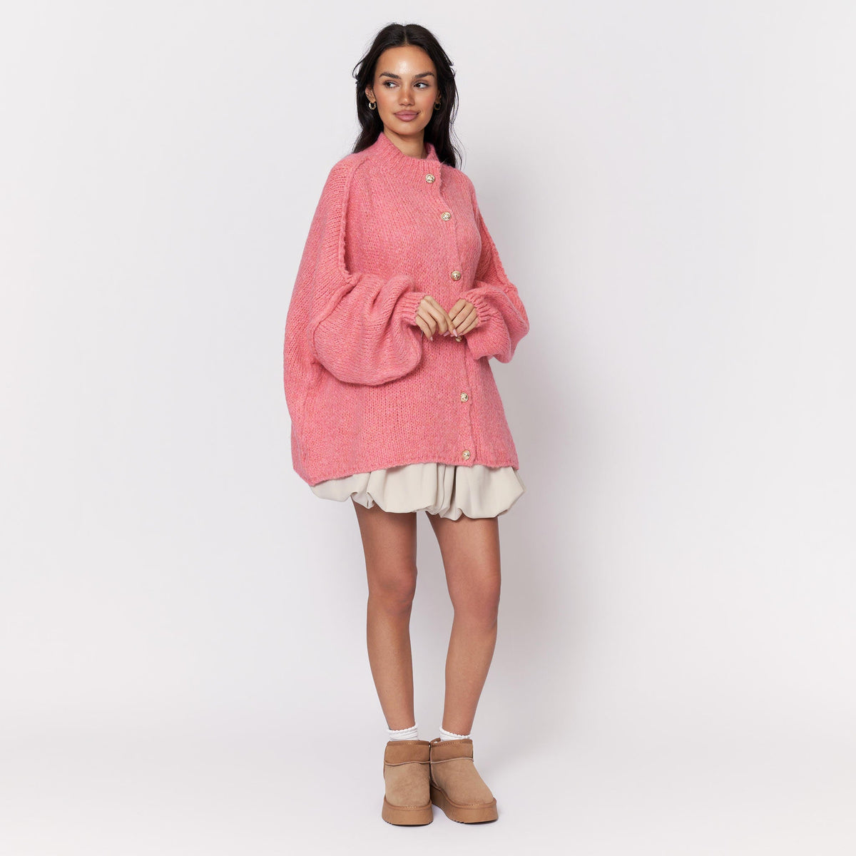 Erika | Cárdigan oversize con botones dorados