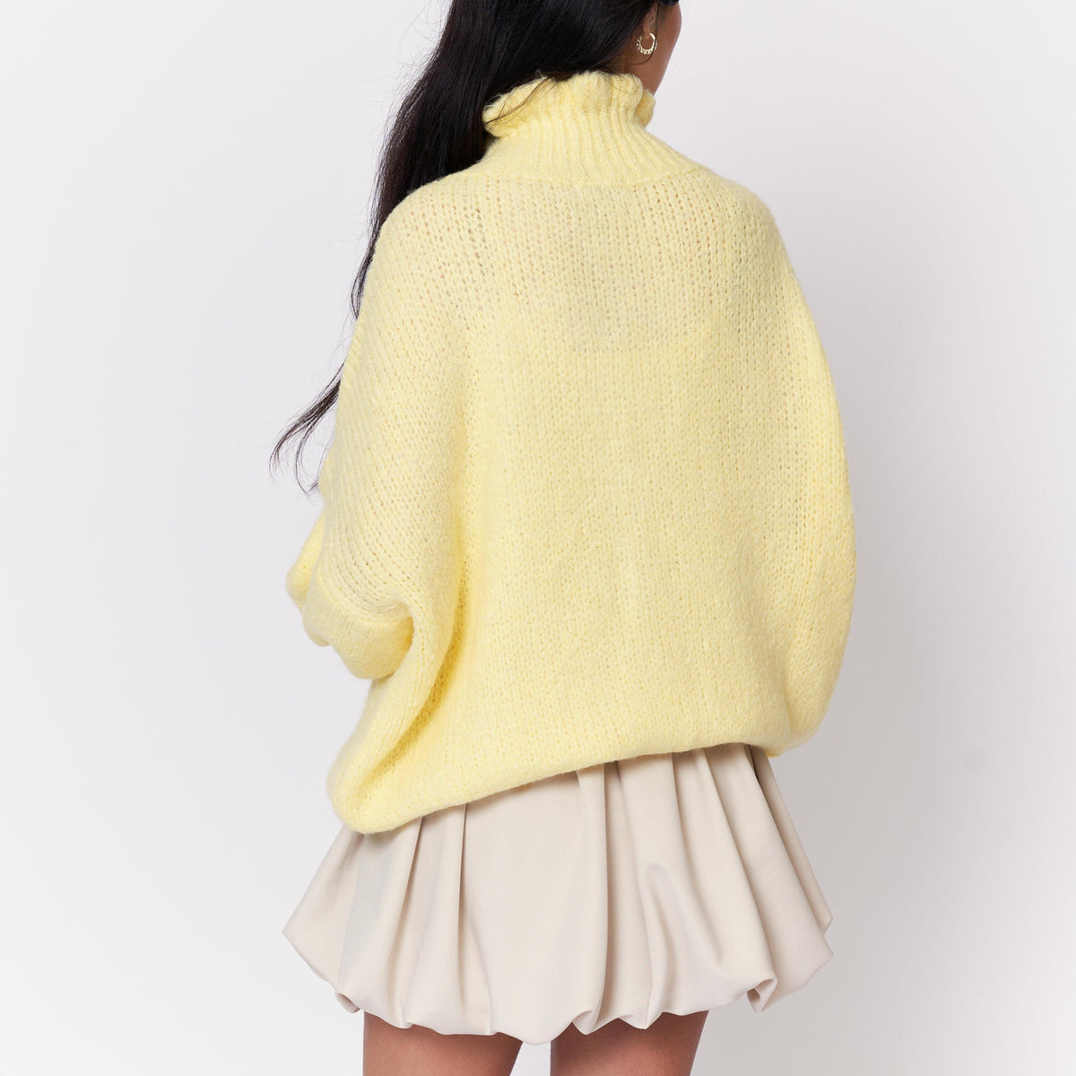 Magdalena | Cárdigan tulipán con botones dorados
